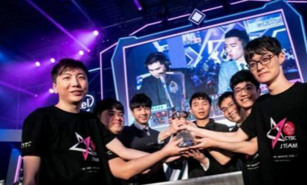 A组：MAD、VIT、AST、FNC、 B组：BDS、SK、G2、KOI LEC春季赛将开始第二阶段的小组赛