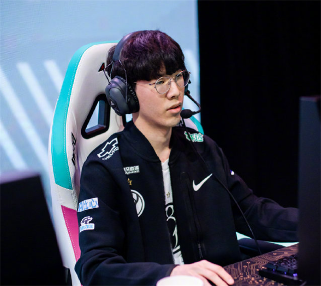 【战报】2021KPL春季赛常规赛第二轮W3D5，武汉eStarPro 1-3 佛山GK